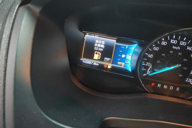 Used Ford Explorer 2016 2.3T Elite Edition Odometer Close Up