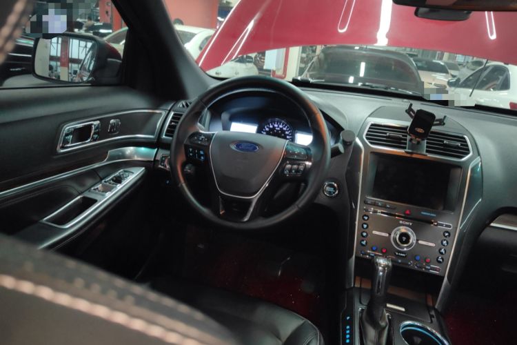 Used Ford Explorer 2016 2.3T Elite Edition Steering Wheel