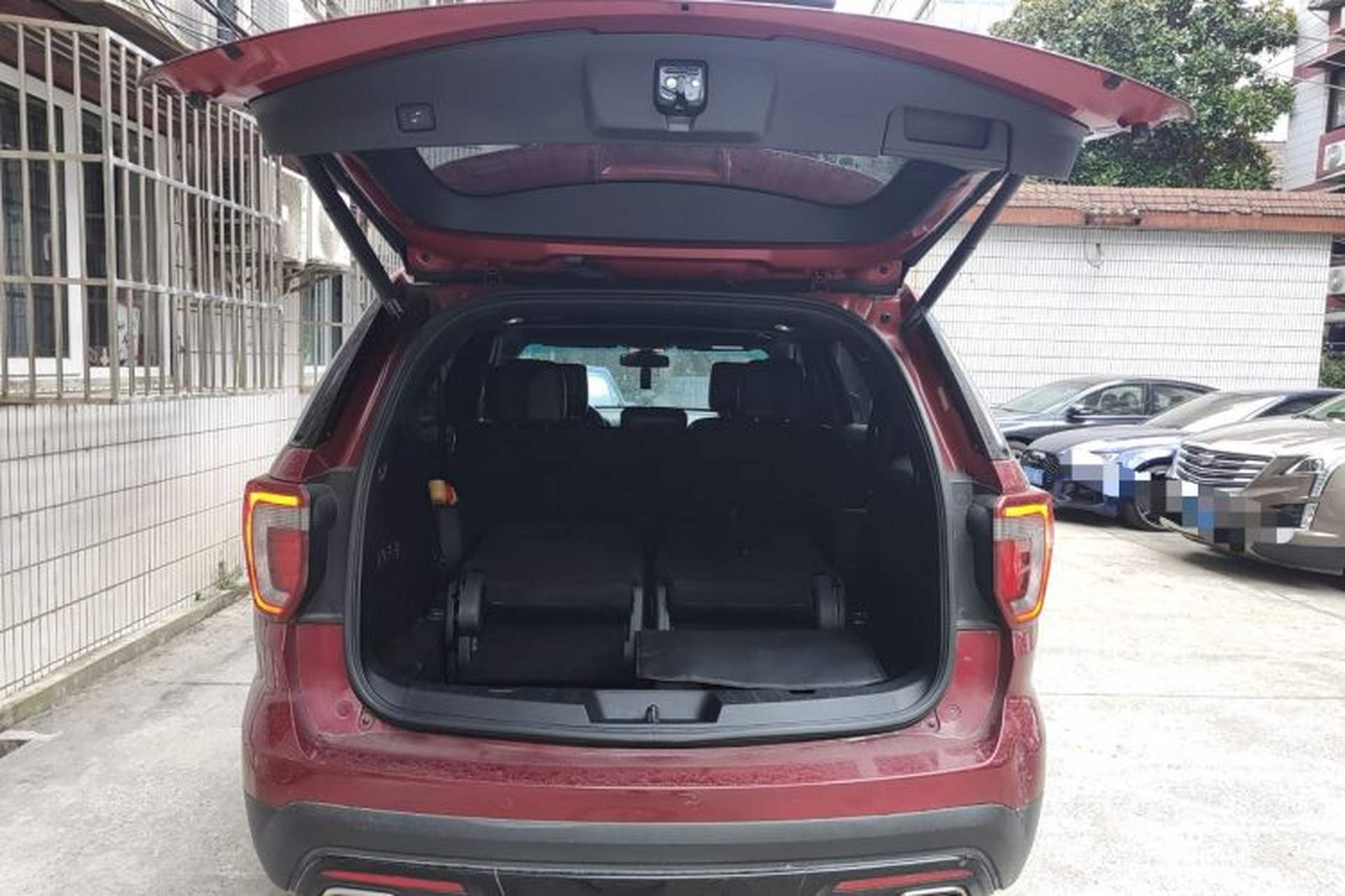 Used Ford Explorer 2016 3.5T Sport Edition Trunk