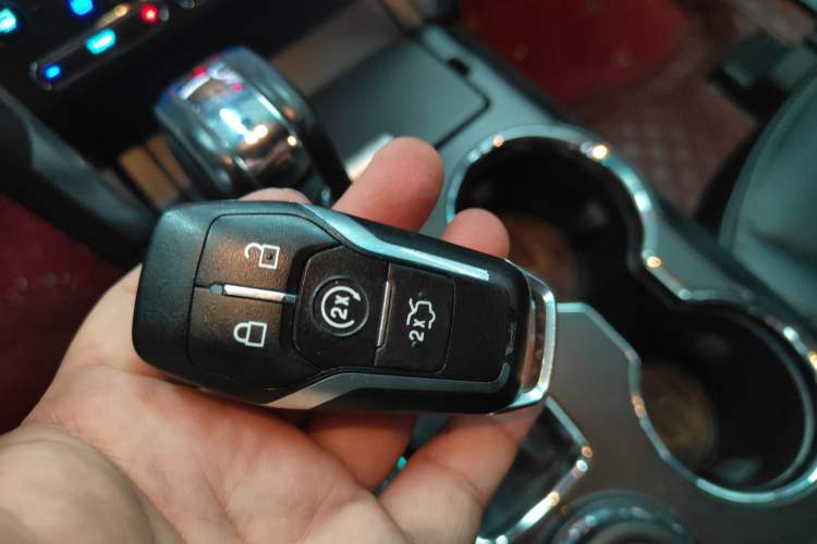Used Ford Explorer 2016 2.3T Elite Edition Vehicle Key