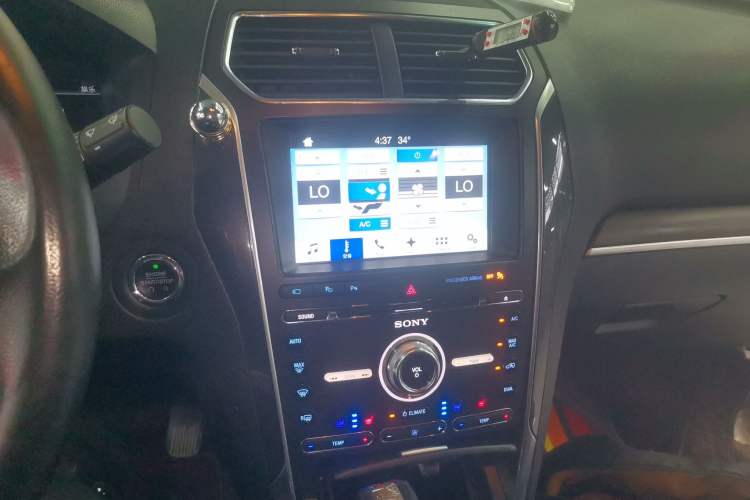 Used Ford Explorer 2016 2.3T Elite Edition Audio And AC Panel