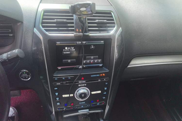 Used Ford Explorer 2016 3.5T Sport Edition Audio And AC Panel