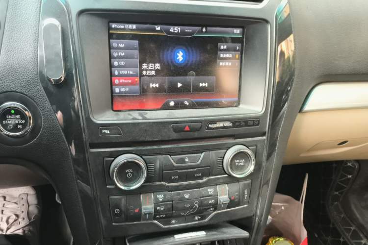 Used Ford Explorer 2016 2.3T Fashion Edition Audio And AC Panel