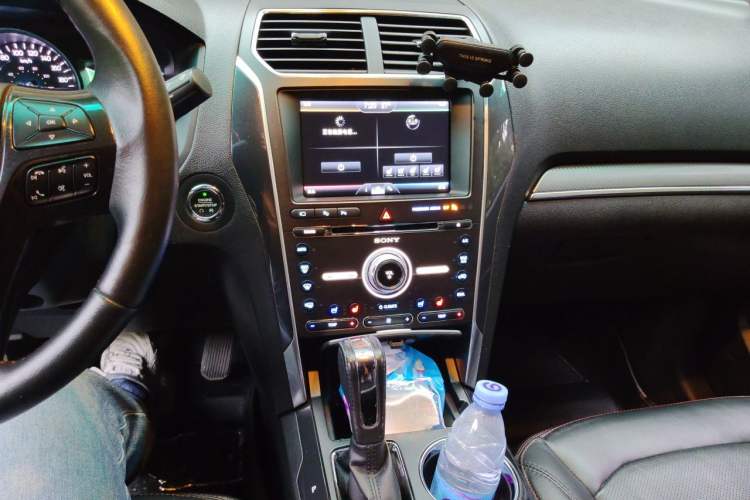 Used Ford Explorer 2016 3.5T Sport Edition Audio And AC Panel