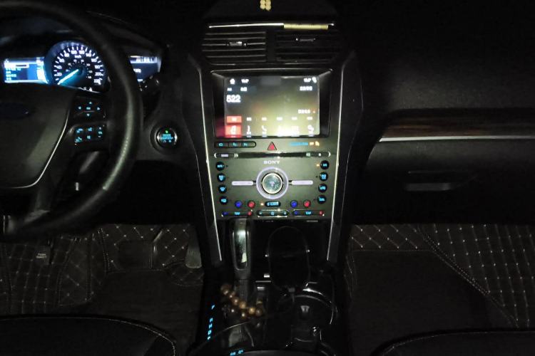 Used Ford Explorer 2016 2.3T Elite Edition Audio And AC Panel