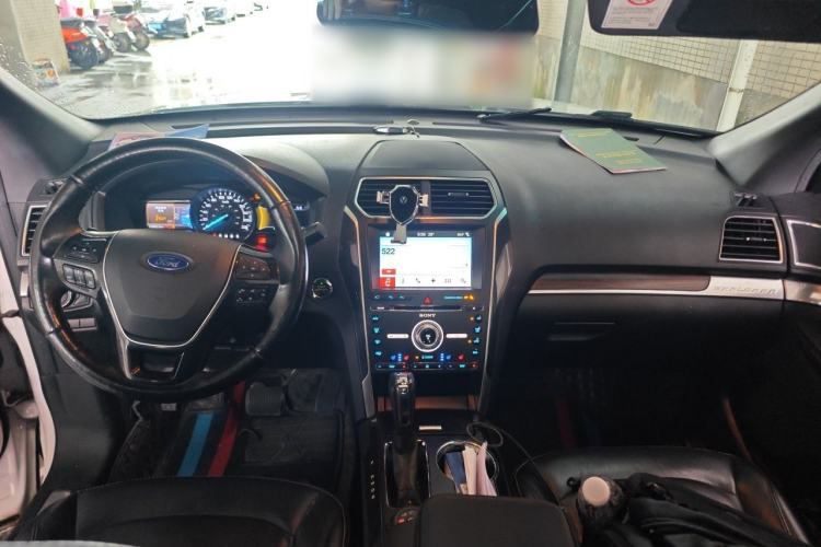 Used Ford Explorer 2016 2.3T Elite Edition Center Console