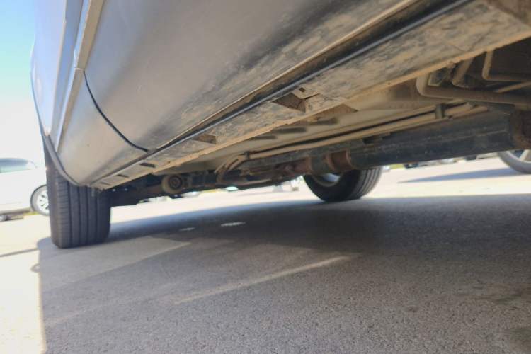 Used Ford Explorer  Chassis Rear Left