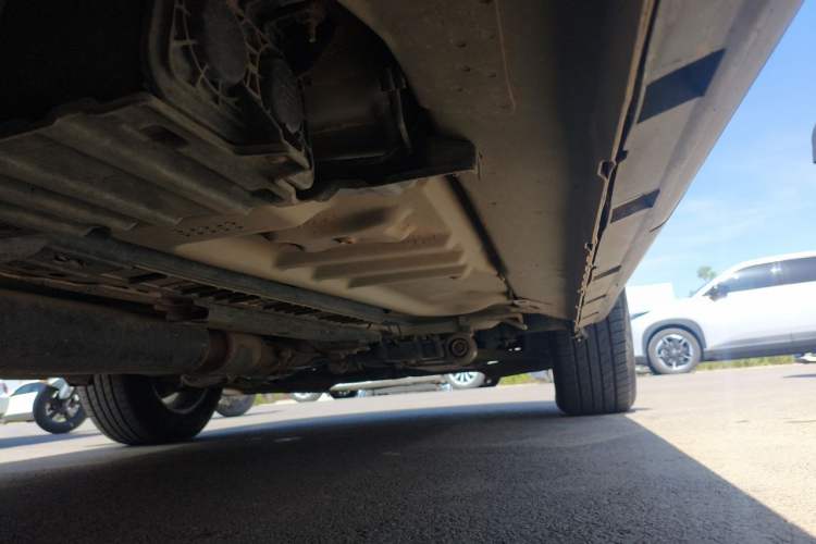 Used Ford Explorer  Chassis Rear Right