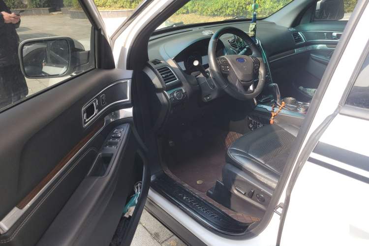Used Ford Explorer 2016 2.3T Elite Edition Driver Seat