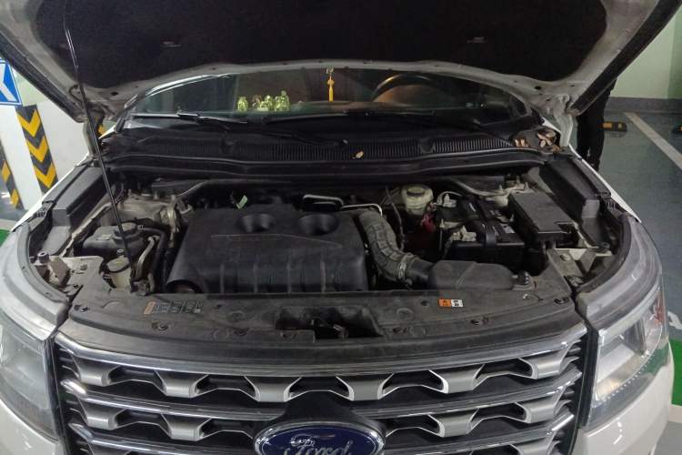 Used Ford Explorer 2016 2.3T Elite Edition Engine Bay