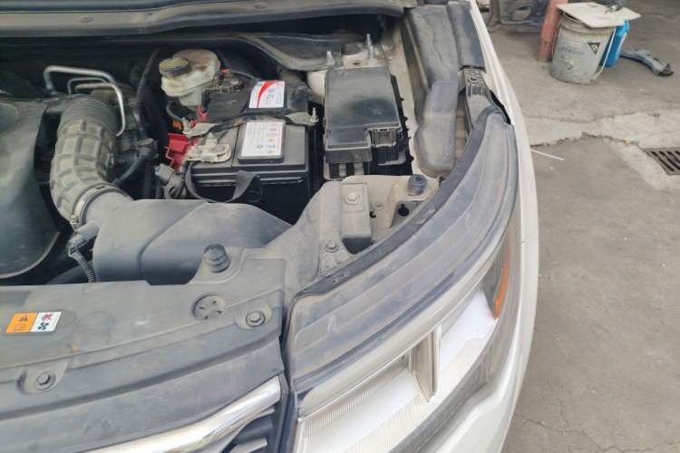 Used Ford Explorer 2016 2.3T Elite Edition Engine Bay Left