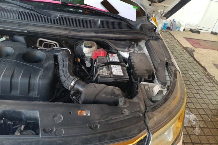 Used Ford Explorer 2016 2.3T Elite Edition Engine Bay Left