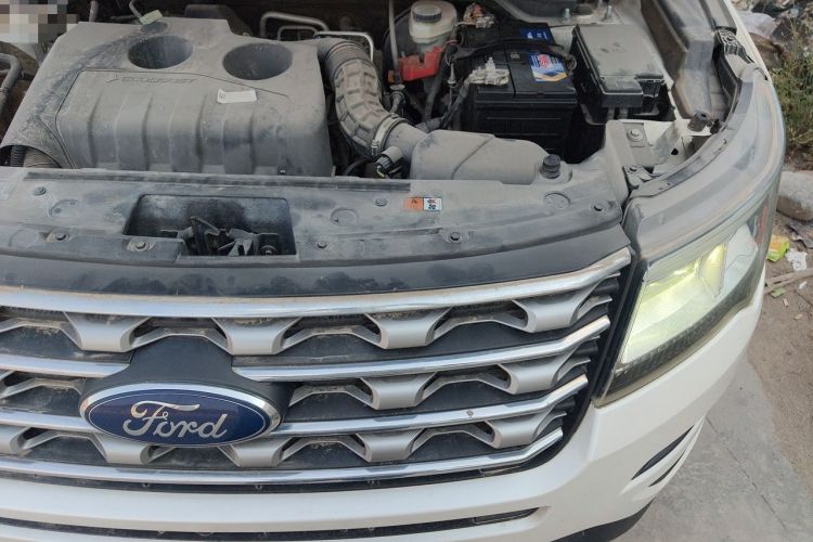 Used Ford Explorer 2016 2.3T Elite Edition Engine Bay Left