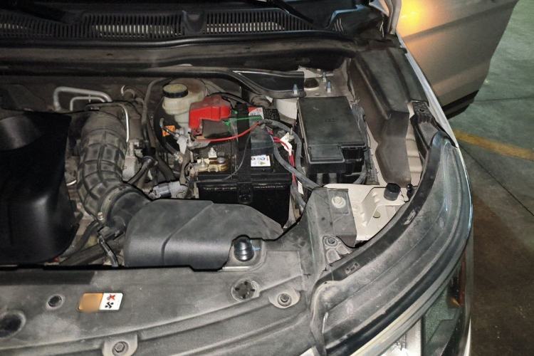 Used Ford Explorer 2016 2.3T Elite Edition Engine Bay Left