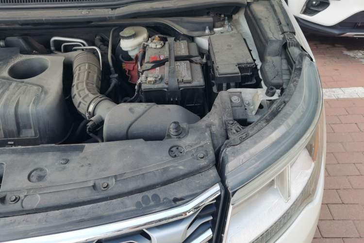Used Ford Explorer 2016 2.3T Elite Edition Engine Bay Left