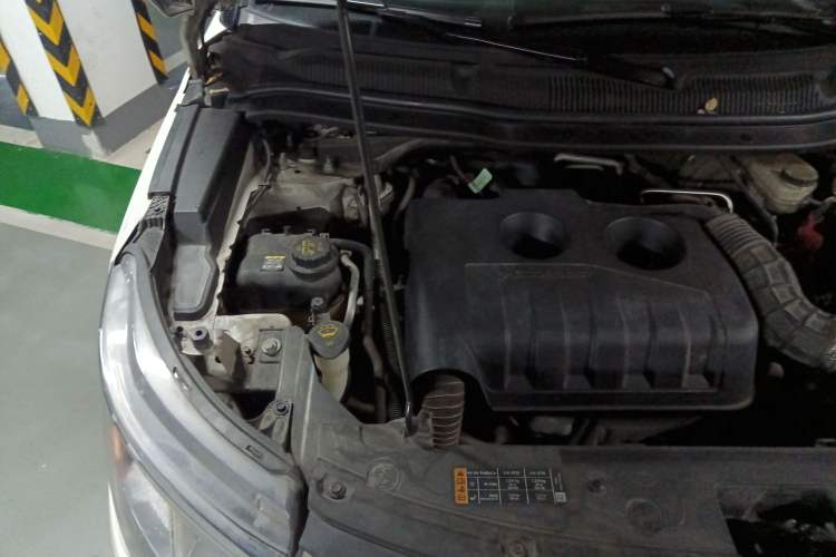 Used Ford Explorer 2016 2.3T Elite Edition Engine Bay Right