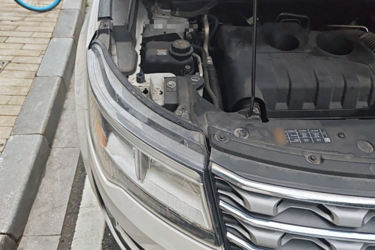 Used Ford Explorer 2016 2.3T Elite Edition Engine Bay Right