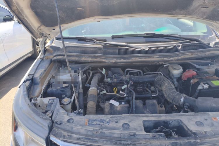 Used Ford Explorer  Engine Bay Right