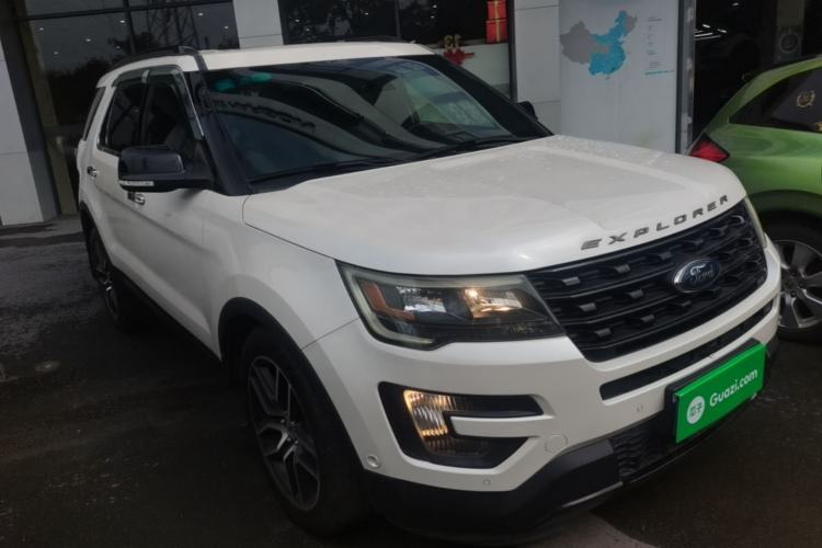 Used Ford Explorer 2016 3.5T Sport Edition Front Right 45 Deg