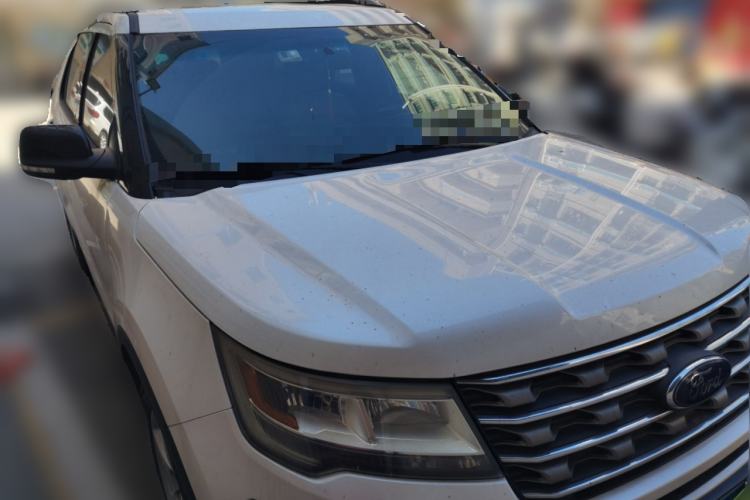 Used Ford Explorer 2016 2.3T Fashion Edition Front Right 45 Deg