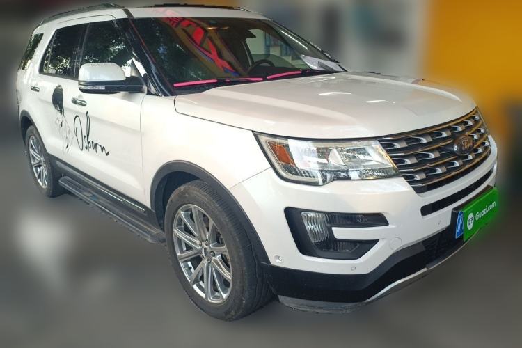 Used Ford Explorer 2016 2.3T Elite Edition Front Right 45 Deg