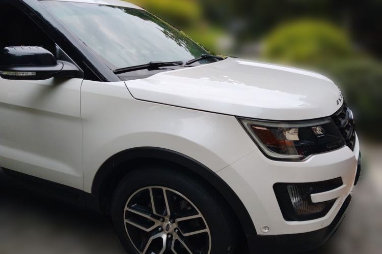 Used Ford Explorer 2016 3.5T Sport Edition Front Right 45 Deg