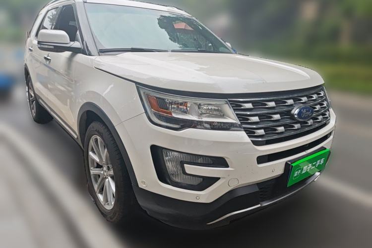 Used Ford Explorer 2016 2.3T Elite Edition Front Right 45 Deg