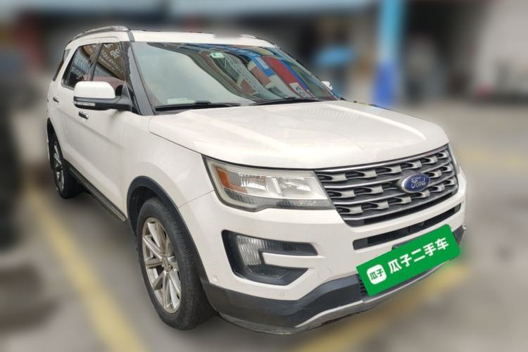 Used Ford Explorer 2016 2.3T Elite Edition Front Right 45 Deg