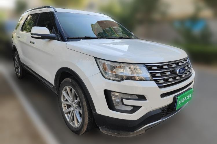 Used Ford Explorer 2016 2.3T Elite Edition Front Right 45 Deg