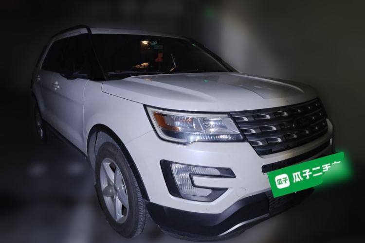 Used Ford Explorer 2016 2.3T Fashion Edition Front Right 45 Deg