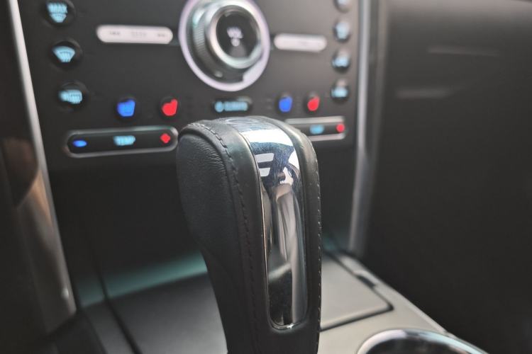 Used Ford Explorer 2016 2.3T Elite Edition Gear Lever