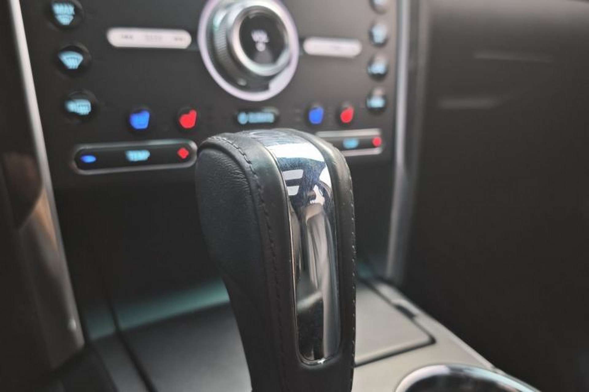 Used Ford Explorer 2016 2.3T Elite Edition Gear Lever