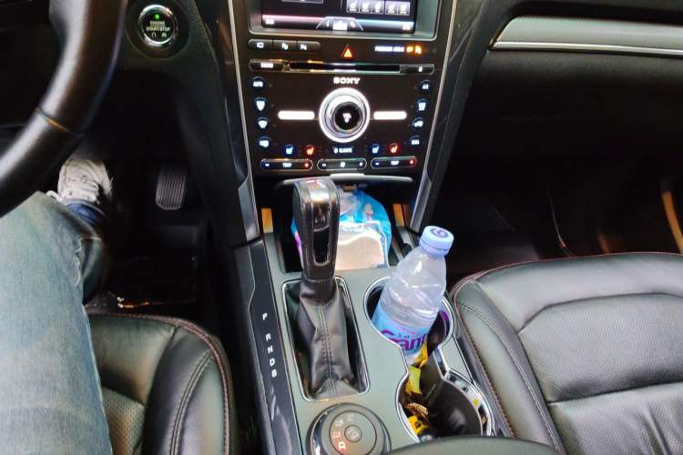 Used Ford Explorer 2016 3.5T Sport Edition Gear Lever