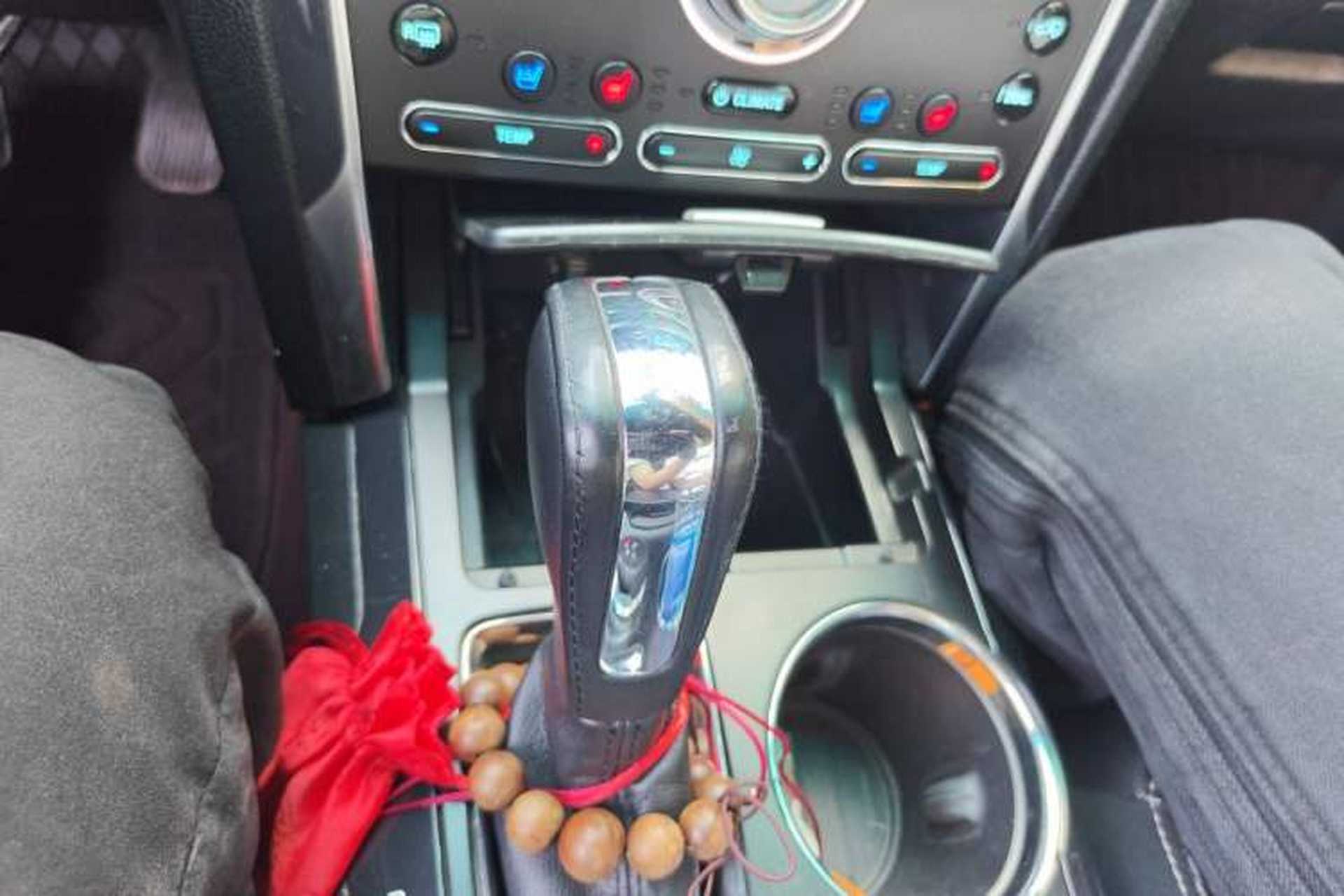 Used Ford Explorer 2016 2.3T Elite Edition Gear Lever