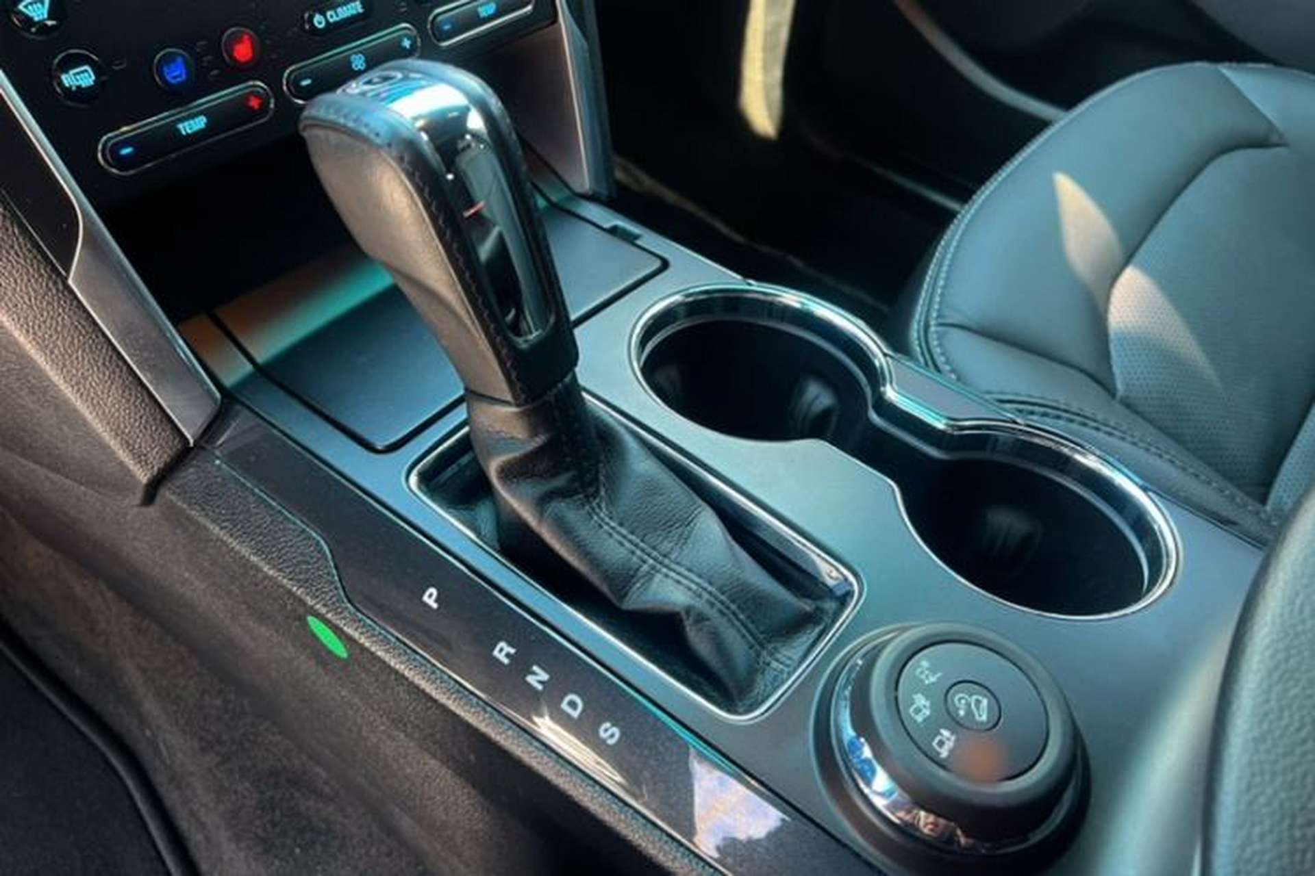 Used Ford Explorer 2016 2.3T Elite Edition Gear Lever