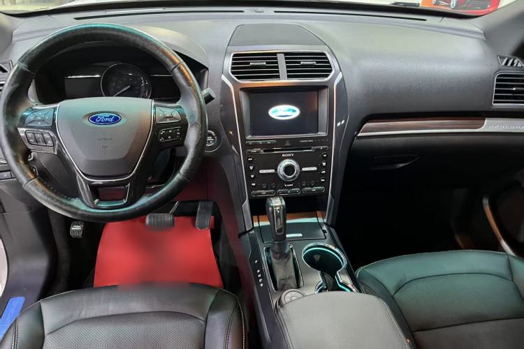 Used Ford Explorer 2016 2.3T Elite Edition Interior 1