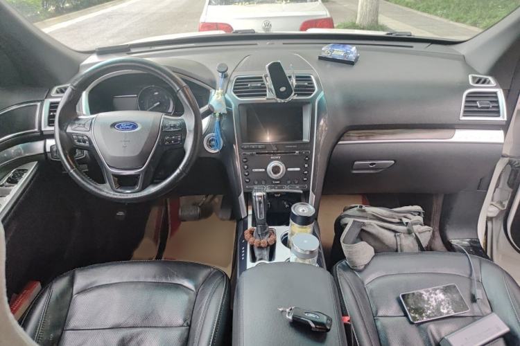 Used Ford Explorer 2016 2.3T Elite Edition Interior 2