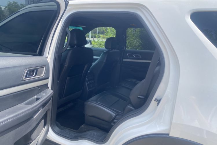Used Ford Explorer 2016 2.3T Fashion Edition Interior 6