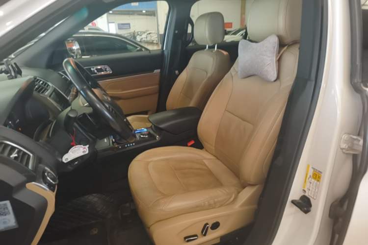 Used Ford Explorer 2016 2.3T Elite Edition Left Front Seat