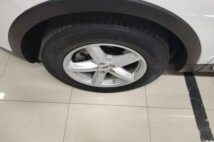 Used Ford Explorer 2016 2.3T Fashion Edition Left Front Wheel Hub