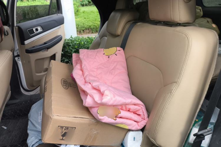 Used Ford Explorer 2016 2.3T Fashion Edition Left Rear Seat