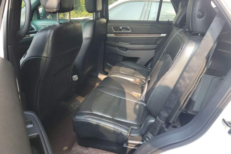 Used Ford Explorer 2016 2.3T Elite Edition Left Rear Seat