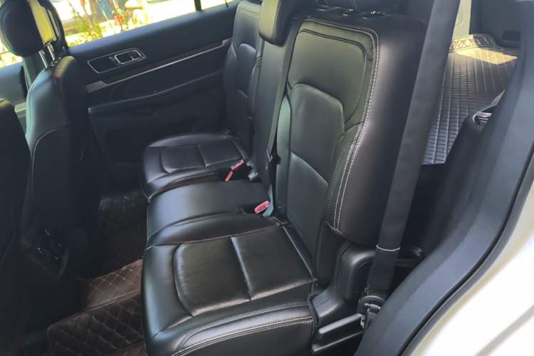 Used Ford Explorer 2016 2.3T Elite Edition Left Rear Seat