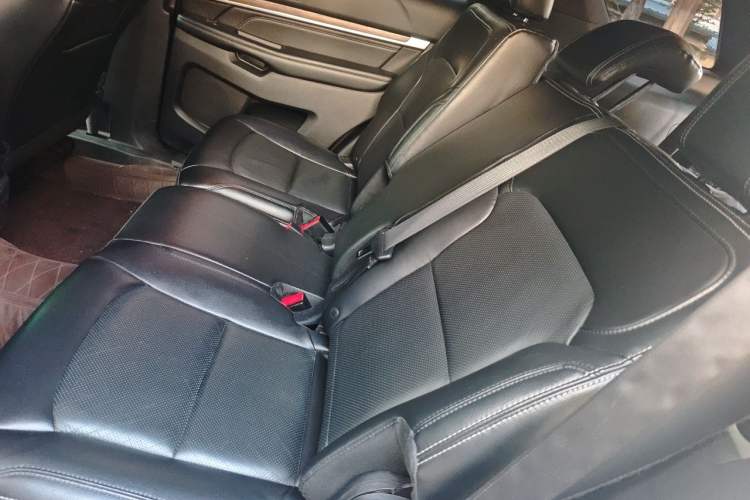 Used Ford Explorer 2016 2.3T Elite Edition Left Rear Seat