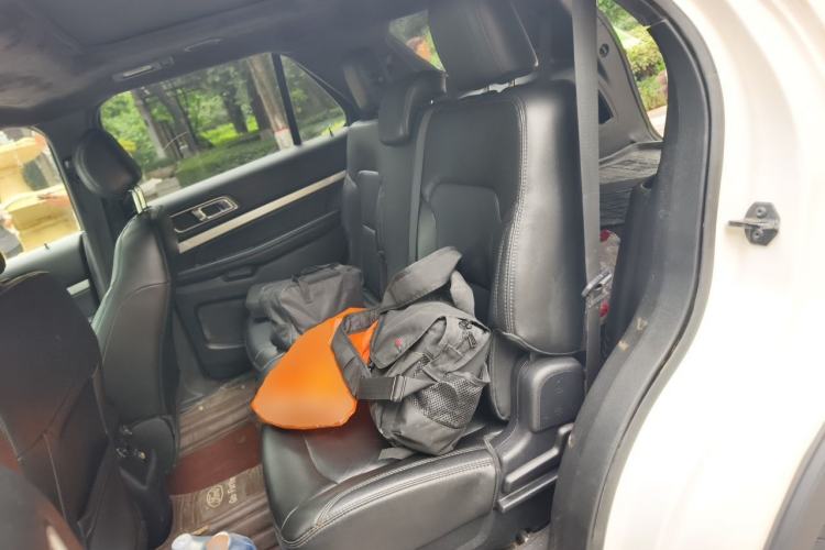 Used Ford Explorer 2016 2.3T Fashion Edition Left Rear Seat