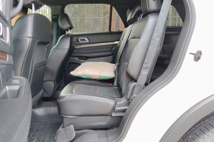 Used Ford Explorer 2016 2.3T Elite Edition Left Rear Seat