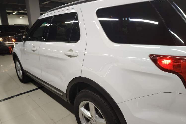 Used Ford Explorer 2016 2.3T Fashion Edition Left Side