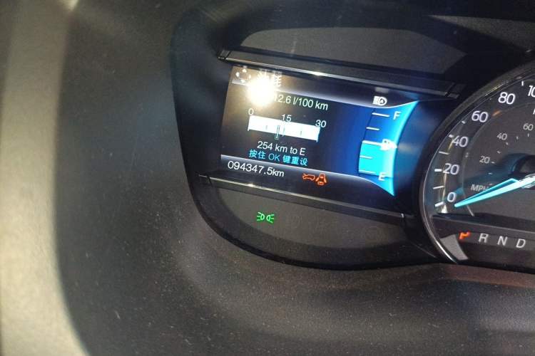 Used Ford Explorer 2016 2.3T Elite Edition Odometer Close Up