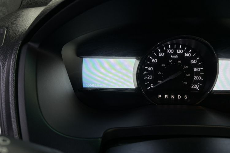 Used Ford Explorer 2016 2.3T Fashion Edition Odometer Close Up