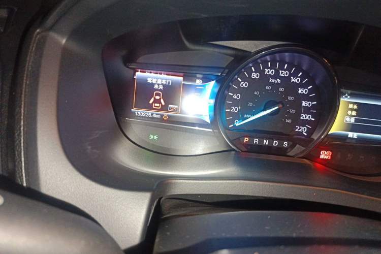 Used Ford Explorer 2016 2.3T Elite Edition Odometer Close Up
